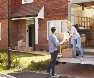 In-Between Homes? Here’s What to Do with Your Belongings