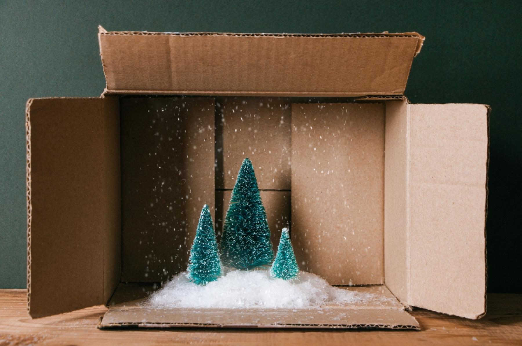 Cardboard Crafts – DIY Christmas Decorations