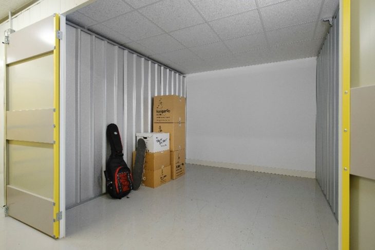 Partly-filled self-storage unit